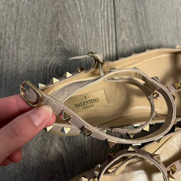 Valentino Garavani Rockstud Leather Ballet Flats - Picture 8 of 8